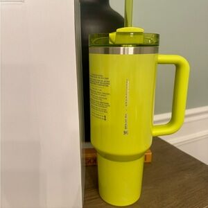 Lime Green Stanley + Starbucks 40oz tumbler NEW